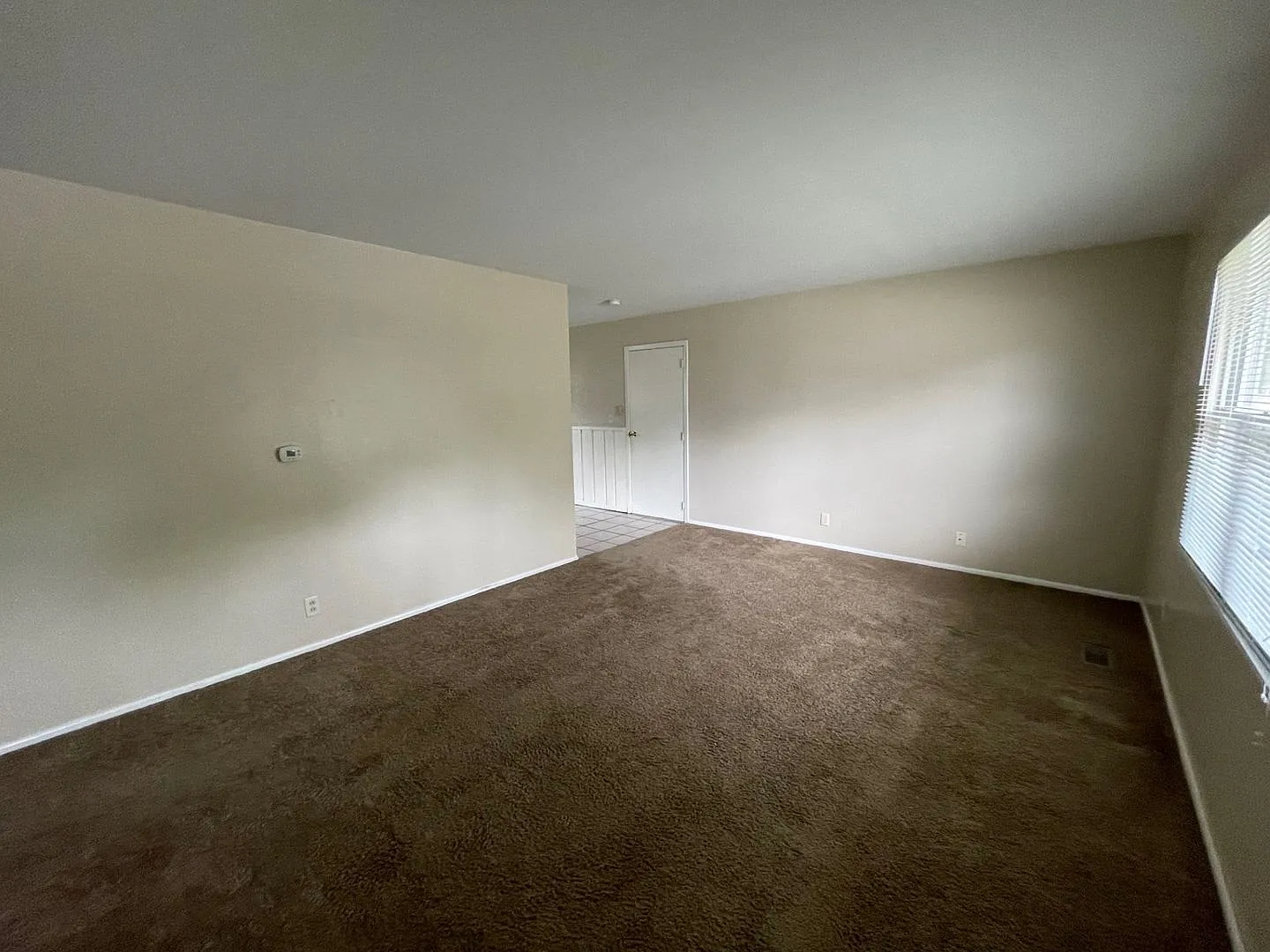 3 Bedroom House W/ A Garage! — Photo 2