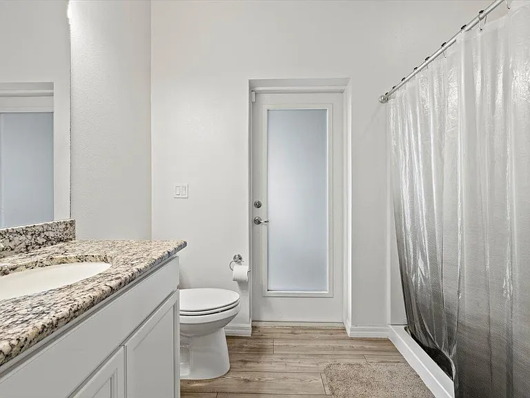 2661 SW Import Dr — Photo 18