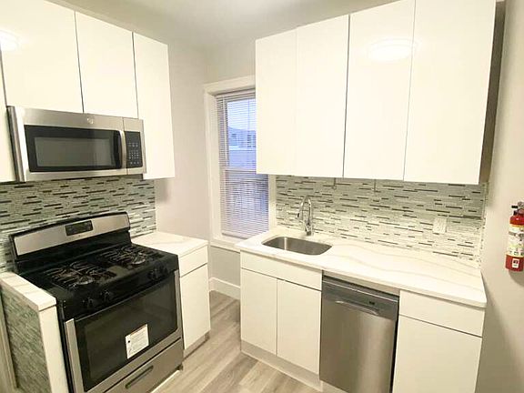3rd image of 5304 Palisade Ave #U506b
