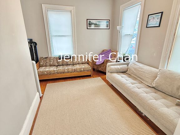 5th image of 172 Bigelow St #1C