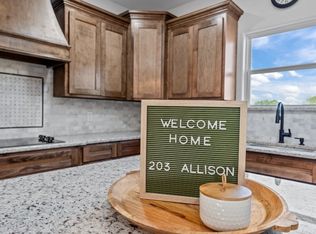 203 Allison Rd, Springtown, TX 76082