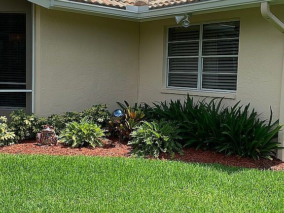 4th image of 8706 Ashbury Dr
