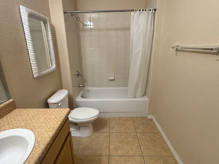 9918 Courtney Palms Blvd #101 — Photo 7