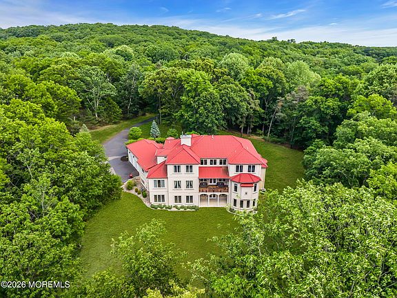 3rd image of 347 Millstone Road