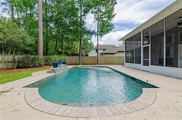 232 Delta Dr — Photo 10