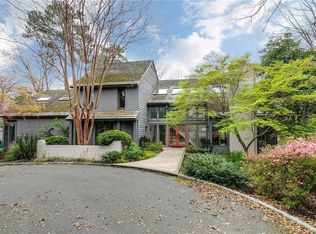 9300 S Mooreland Rd, Henrico, VA 23229