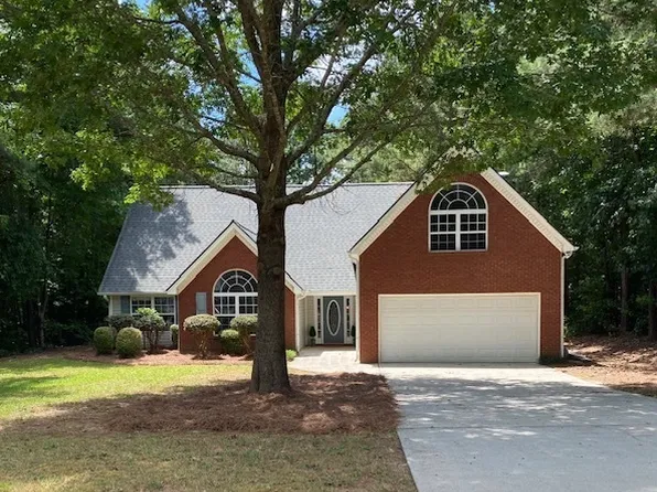 209 Chinns Way, Hampton, GA 30228