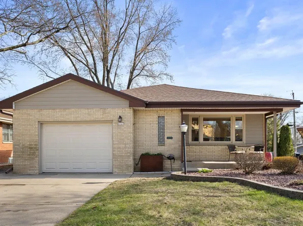 9727 West Hayes PLACE, West Allis, WI 53227