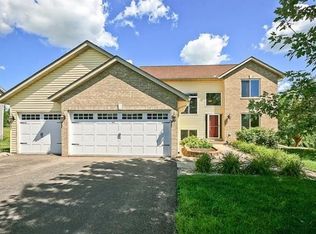 310 Verbena Dr, Watertown, MN 55388
