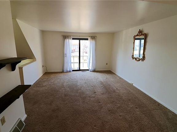 5th image of 141 Bellwood Ct