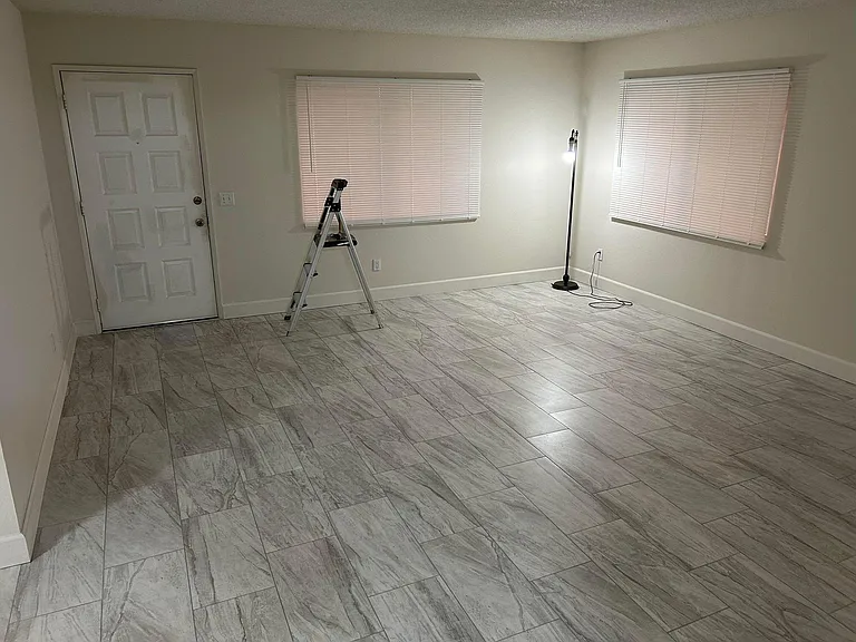 13700 Mesquite Ave #13700 — Photo 7