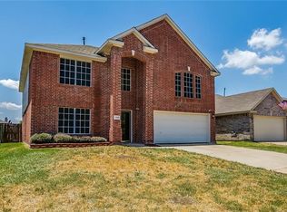 7370 Sleepy Ridge Cir, Fort Worth, TX 76133