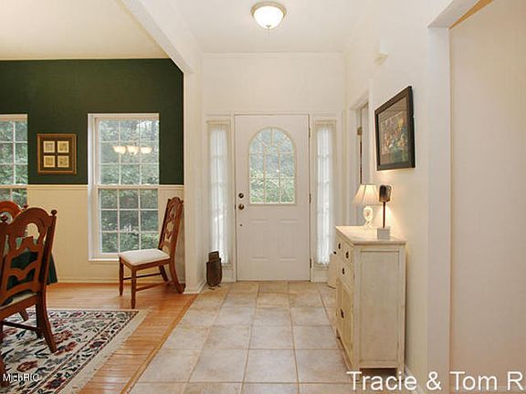 4th image of 4640 Wood Valley Ct NE