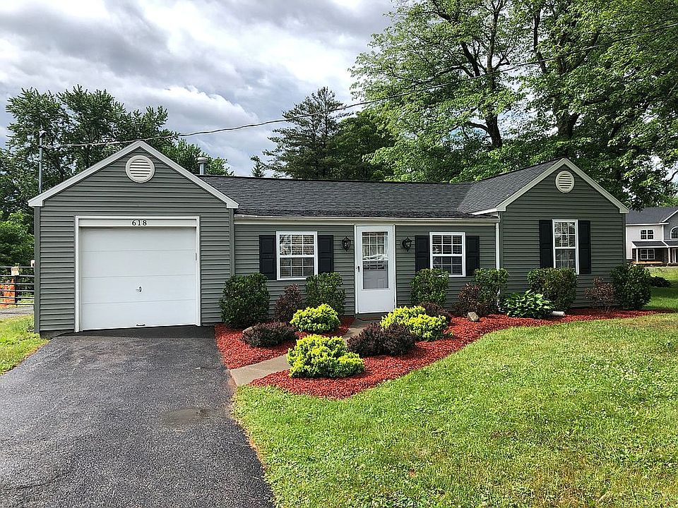 618 Boght Rd, Cohoes, NY 12047 Zillow