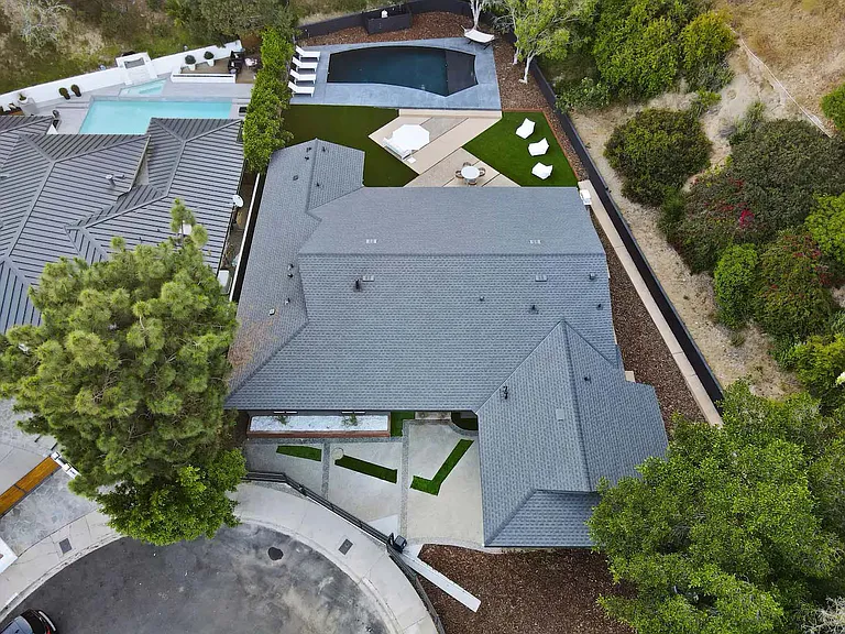 9289 Swallow Dr — Photo 41
