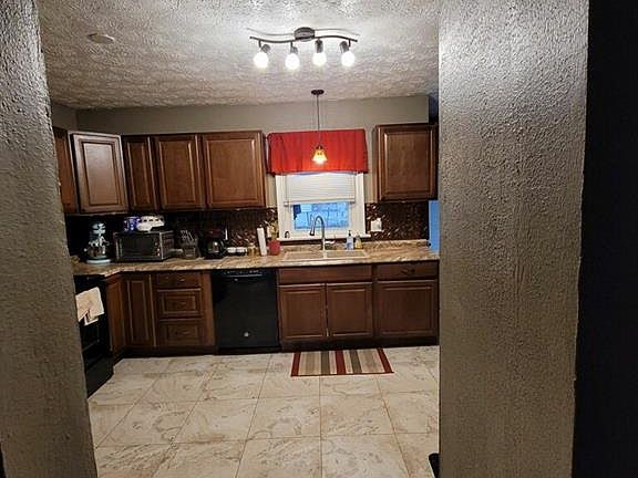 5th image of 4400 Arcadia Blvd
