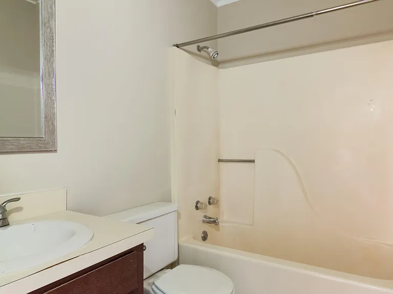 170 Corey Cir — Photo 10