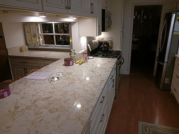 5th image of 7663 Amestoy Ave