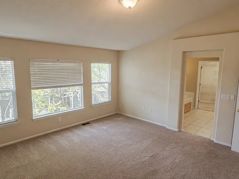 17059 Cornerstone Dr — Photo 11