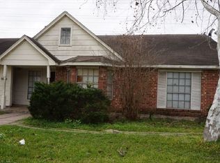 9602 Benthos Dr, Houston, TX 77083