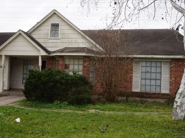 9602 Benthos Dr, Houston, TX 77083