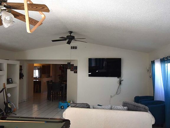 5th image of 7325 W Denton Ln