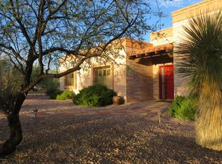 23 Nielson Ln, Tubac, AZ 85646