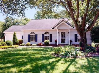 12314 Homestead Pl, Charlotte, NC 28277