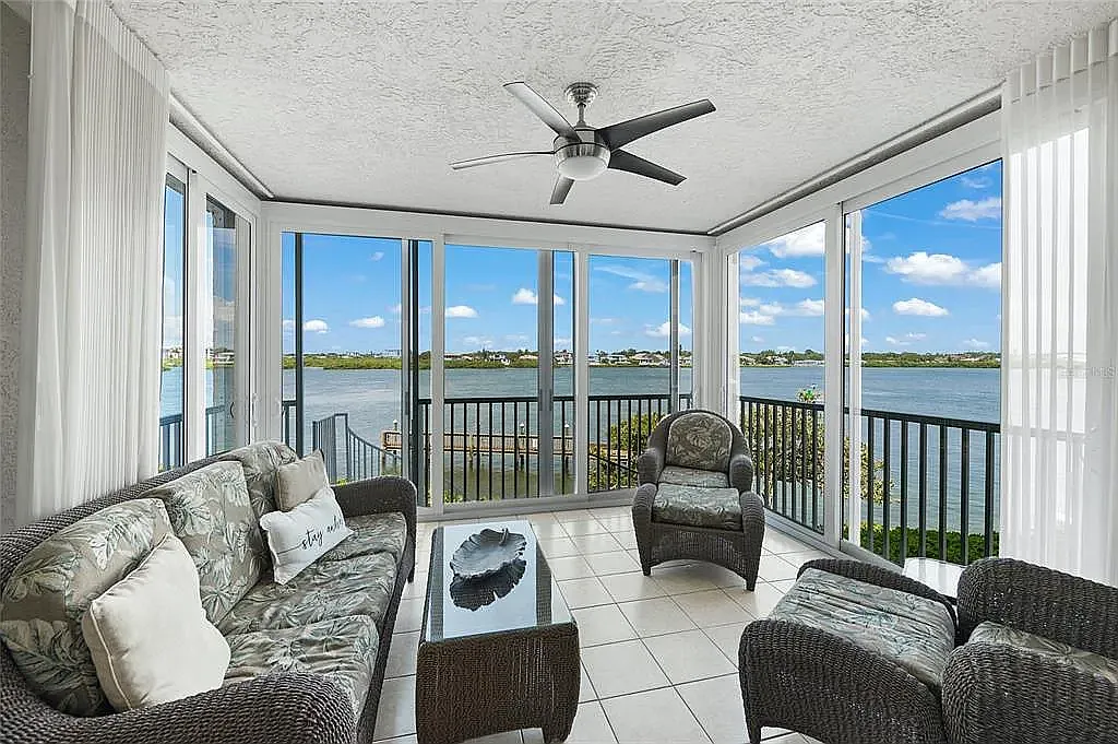 2 bed, 1900 sqft, $8,500 — Photo 1