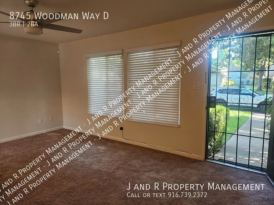 8745 Woodman Way — Photo 4