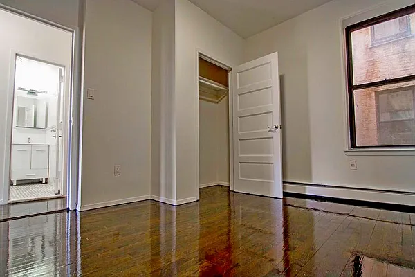 Rented by Owen Olivier, LREB | media 15