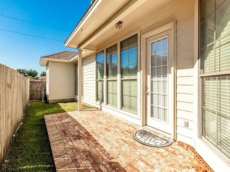 434 Harbor Oaks Dr — Photo 24