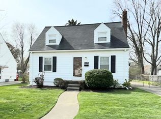 14670 Veronica Ave, Eastpointe, MI 48021