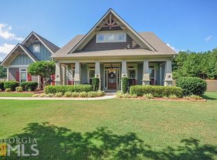 42 Bradshaw Farms Dr, Senoia, GA