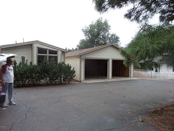 3rd image of 2051 W Jackson Ln