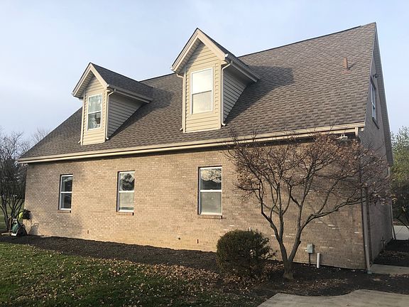 Detached Garage