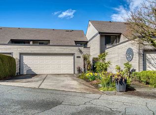 3673 Nico Wynd Dr, Surrey, BC