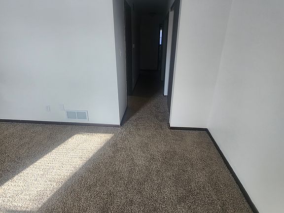 Living Room/Hall