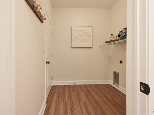 927 Park Dr, Rome Inside, NY 13441
