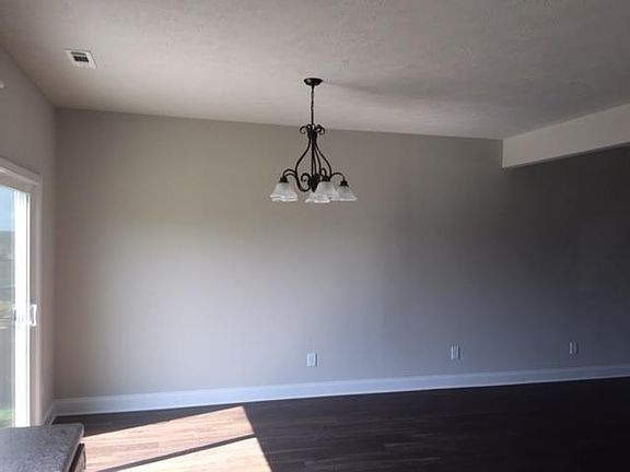 5th image of 1773 Deer Chase Ln