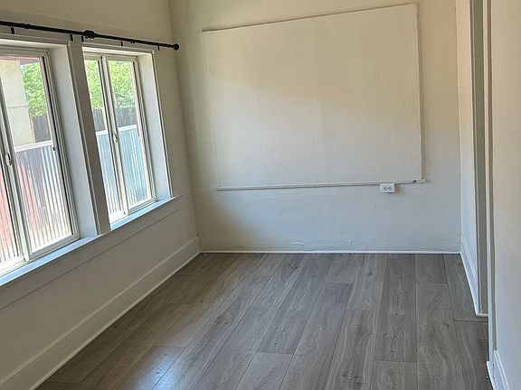 3rd image of 133 N Euclid Ave #133