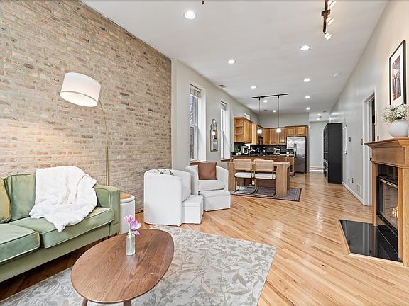5th image of 1246 N Paulina St APT 1