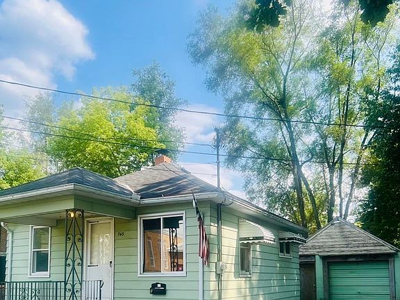 2nd image of 743 Neubert Ave