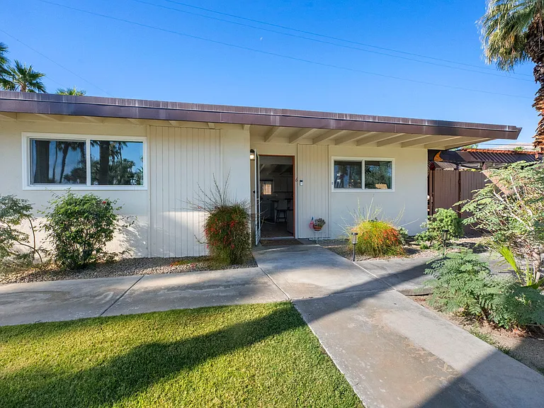 73165 Tumbleweed Ln #6 — Photo 2