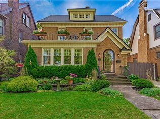 97 Hendricks Blvd, Amherst, NY 14226