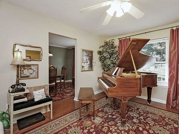 4th image of 4440 Morning Dove Dr