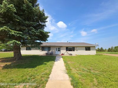 401 6th St NW, South Heart, ND, 58655
