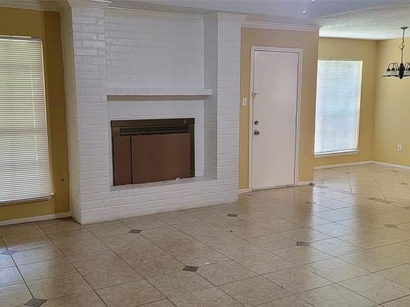 5th image of 7415 Tremendo Dr