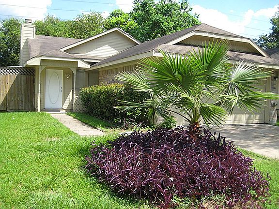 2nd image of 8423 Ashlawn Dr