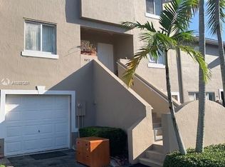 107 Riviera Cir #107, Weston, FL 33326